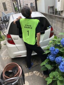 石神井台昭西清和会様の輪投げ大会用CZB994ビブス背面着用写真